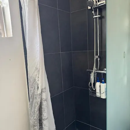 Apartmán Med Ekstra Borne Indkvartering Og Skrivebord